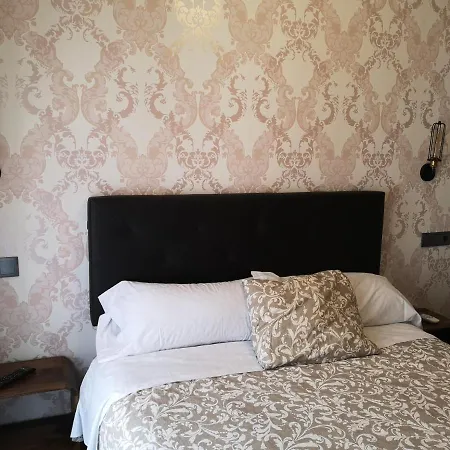 Juan Bravo Guest house 3*