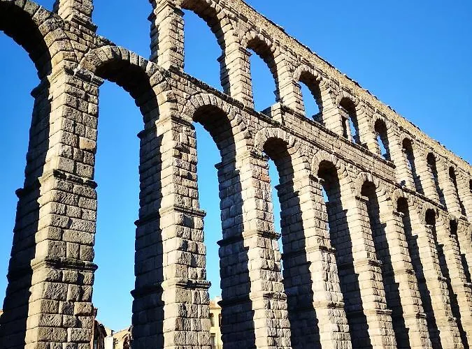 Juan Bravo 3* סגוביה